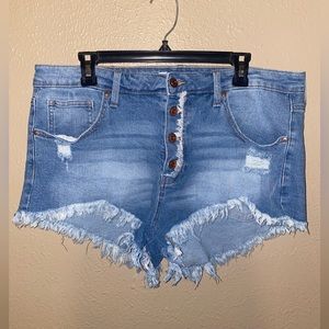 Celebrity Pink Distressed Denim Shorts, Medium Wash, size 17